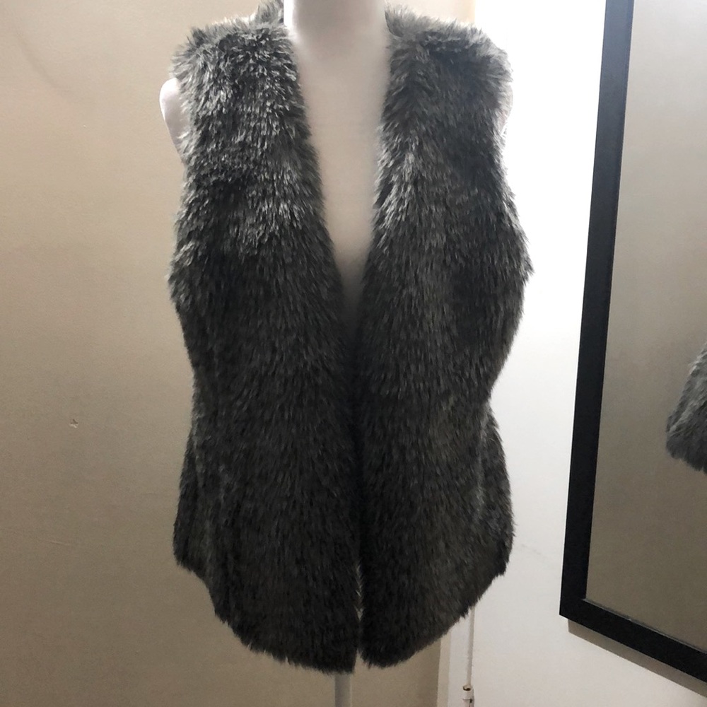 C Wonder - Gray Faux Fur Vest